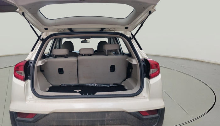 2019 Mahindra XUV300 W6 1.2 PETROL, Petrol, Manual, 46,429 km, exterior