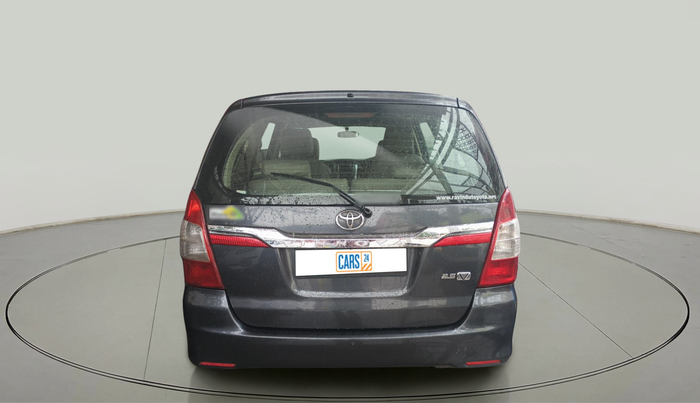 2015 Toyota Innova 2.5 VX 7 STR, Diesel, Manual, 98,229 km, exterior