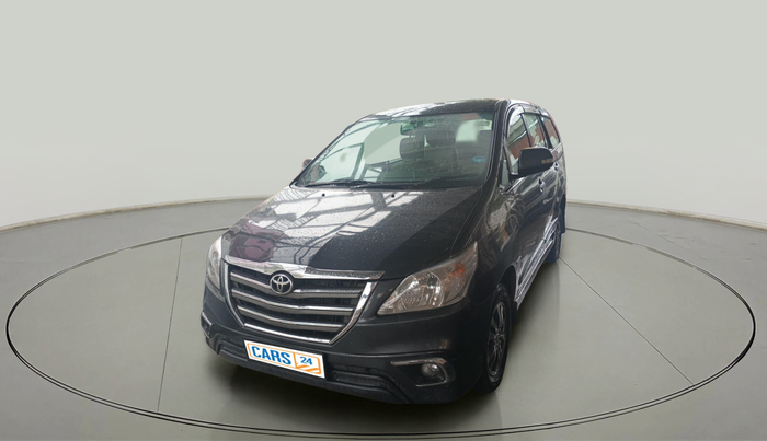 2015 Toyota Innova 2.5 VX 7 STR, Diesel, Manual, 98,229 km, exterior