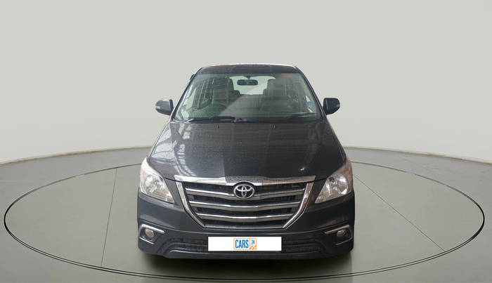 2015 Toyota Innova 2.5 VX 7 STR, Diesel, Manual, 98,229 km, exterior