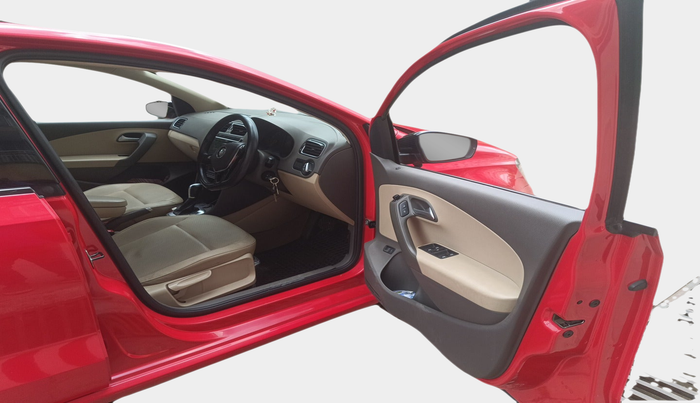 2018 Volkswagen Vento HIGHLINE PETROL AT, Petrol, Automatic, 36,576 km, interior