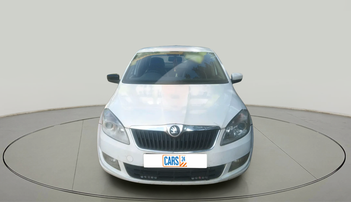 2013 Skoda Rapid ELEGANCE 1.6 TDI CR MT, Diesel, Manual, 1,04,446 km, exterior