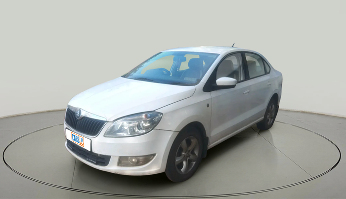 2013 Skoda Rapid ELEGANCE 1.6 TDI CR MT, Diesel, Manual, 1,04,446 km, exterior
