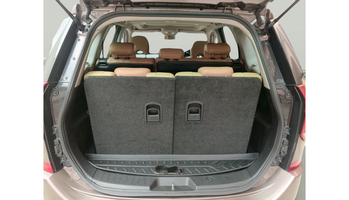 2020 Mahindra XUV500 W11, Diesel, Manual, 48,268 km, exterior