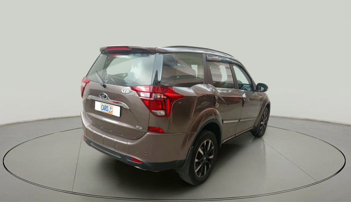 2020 Mahindra XUV500 W11, Diesel, Manual, 48,268 km, exterior