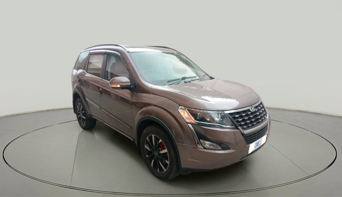 2020 Mahindra XUV500 W11, Diesel, Manual, 48,268 km, exterior