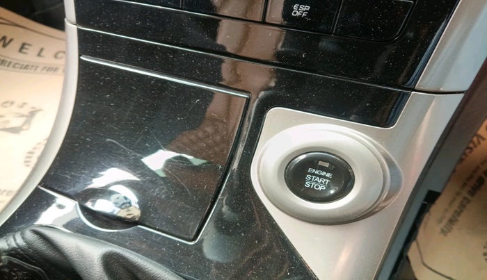 2020 Mahindra XUV500 W11, Diesel, Manual, 48,268 km, interior