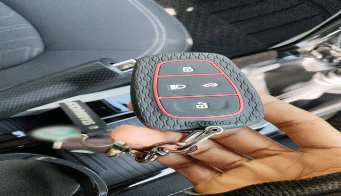 2023 Tata NEXON XZ PLUS PETROL SUNROOF, Petrol, Manual, 27,389 km, interior