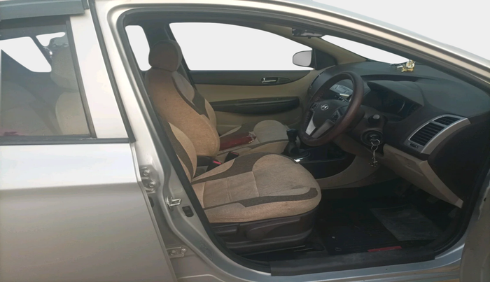 2010 Hyundai i20 ASTA 1.2, Petrol, Manual, 71,372 km, interior