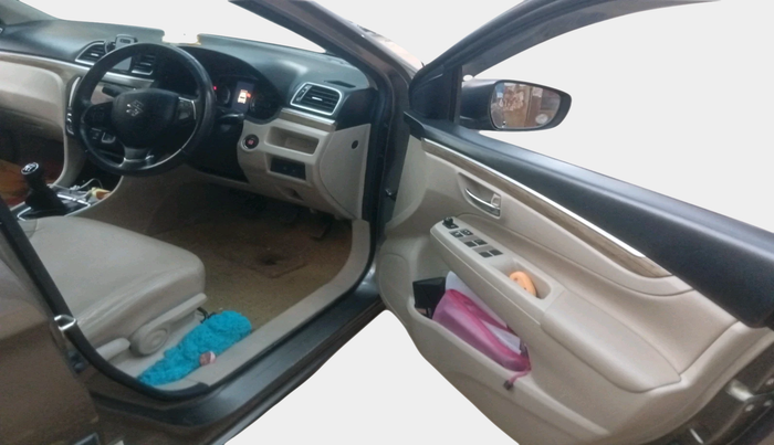 2020 Maruti Ciaz ALPHA 1.5 SHVS PETROL, Petrol, Manual, 60,635 km, interior