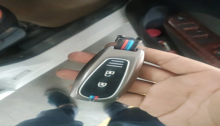 2015 Maruti Swift ZDI, Diesel, Manual, 2,11,539 km, interior