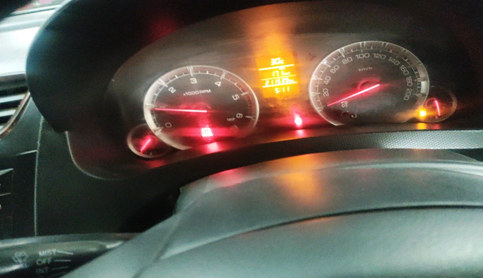 2015 Maruti Swift ZDI, Diesel, Manual, 2,11,539 km, interior