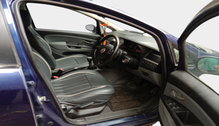 2014 Fiat Grand Punto EMOTION PACK 1.3, Diesel, Manual, 1,31,800 km, interior