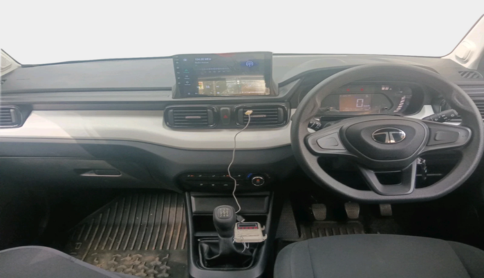 2025 Tata PUNCH PURE MT, Petrol, Manual, 4,708 km, interior