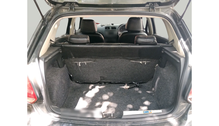 2016 Volkswagen Polo COMFORTLINE 1.2L, Petrol, Manual, 1,01,146 km, exterior