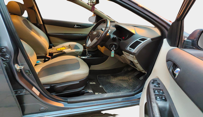 2011 Hyundai i20 ASTA 1.2, Petrol, Manual, 24,220 km, interior