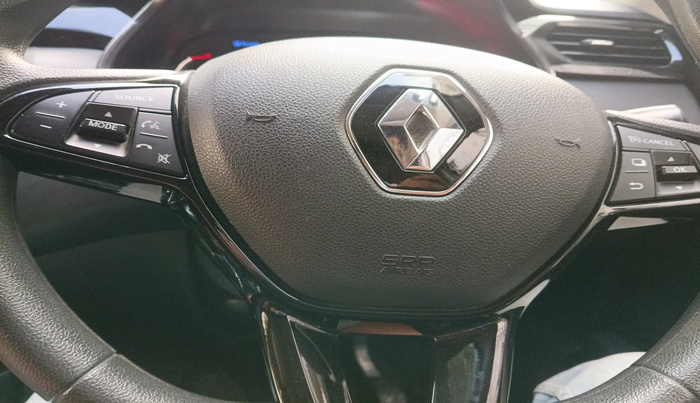 2022 Renault Kiger RXZ TURBO CVT, Petrol, Automatic, 4,695 km, interior