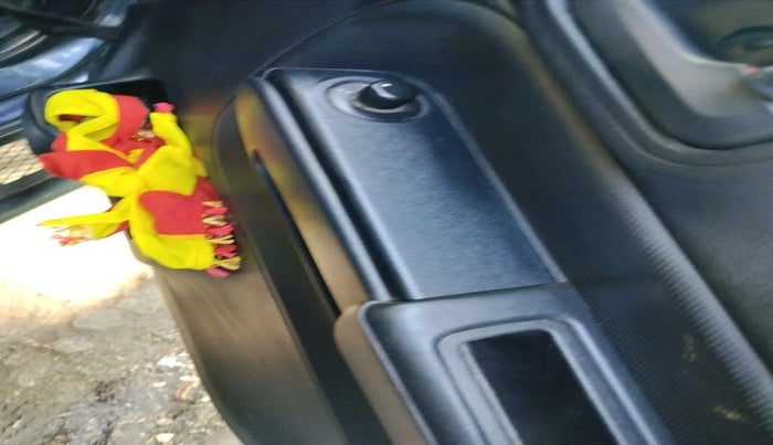 2021 Mahindra Thar LX HT PETROL 4WD MT, Petrol, Manual, 39,893 km, interior