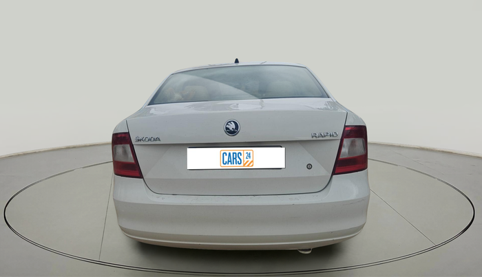 2013 Skoda Rapid AMBITION 1.6 MPI MT PLUS, Petrol, Manual, 87,092 km, exterior