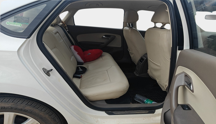 2013 Skoda Rapid AMBITION 1.6 MPI MT PLUS, Petrol, Manual, 87,092 km, interior