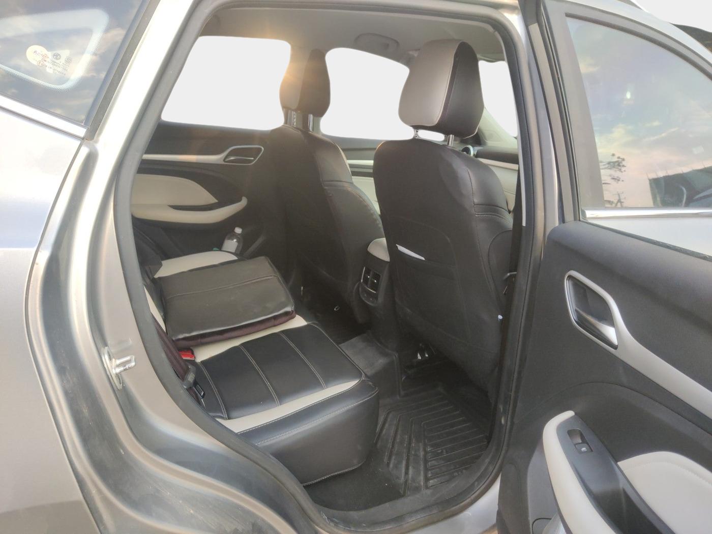 2022 MG ASTOR SUPER EX 1.5 MT, Petrol, Manual, 27,000 km, interior