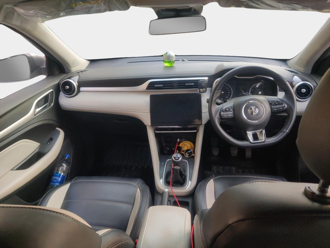 2022 MG ASTOR SUPER EX 1.5 MT, Petrol, Manual, 27,000 km, interior
