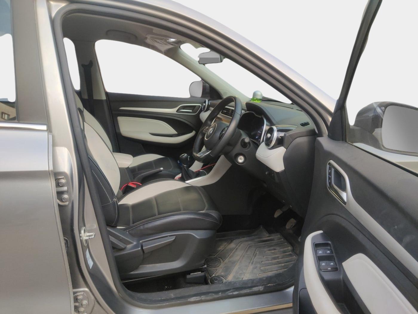 2022 MG ASTOR SUPER EX 1.5 MT, Petrol, Manual, 27,000 km, interior