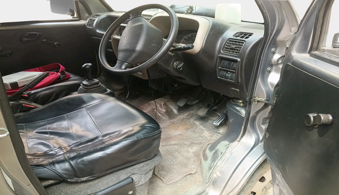 2019 Maruti Eeco 5 STR WITH A/C+HTR, Petrol, Manual, 70,489 km, interior