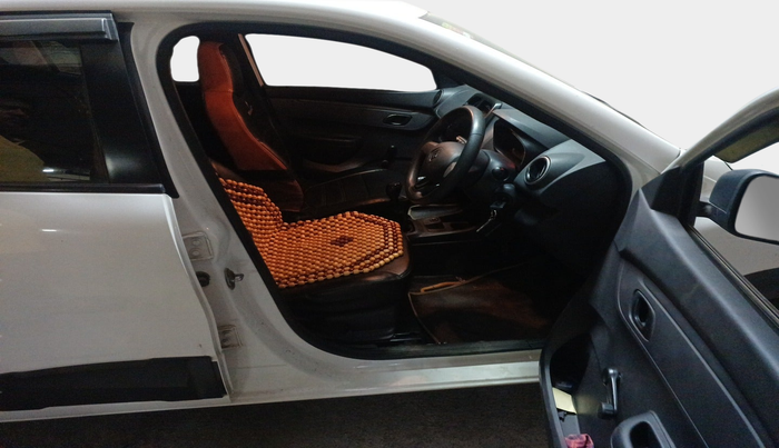 2016 Renault Kwid RXL, Petrol, Manual, 29,842 km, interior