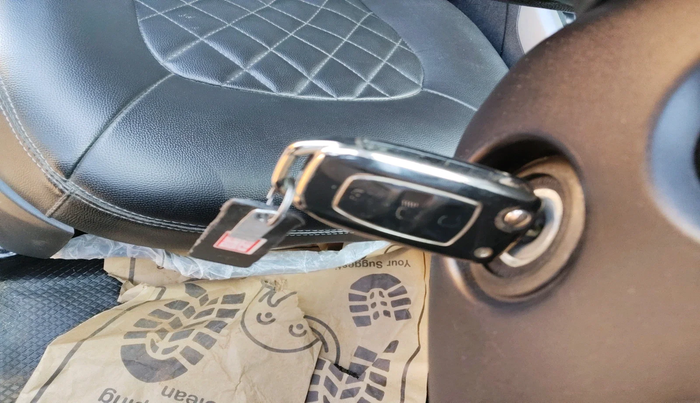 2020 Tata NEXON XM SUNROOF PETROL, Petrol, Manual, 62,561 km, interior