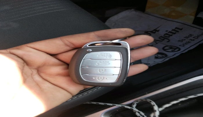 2021 Hyundai VENUE SX 1.0 (O) TURBO IMT, Petrol, Manual, 30,298 km, interior