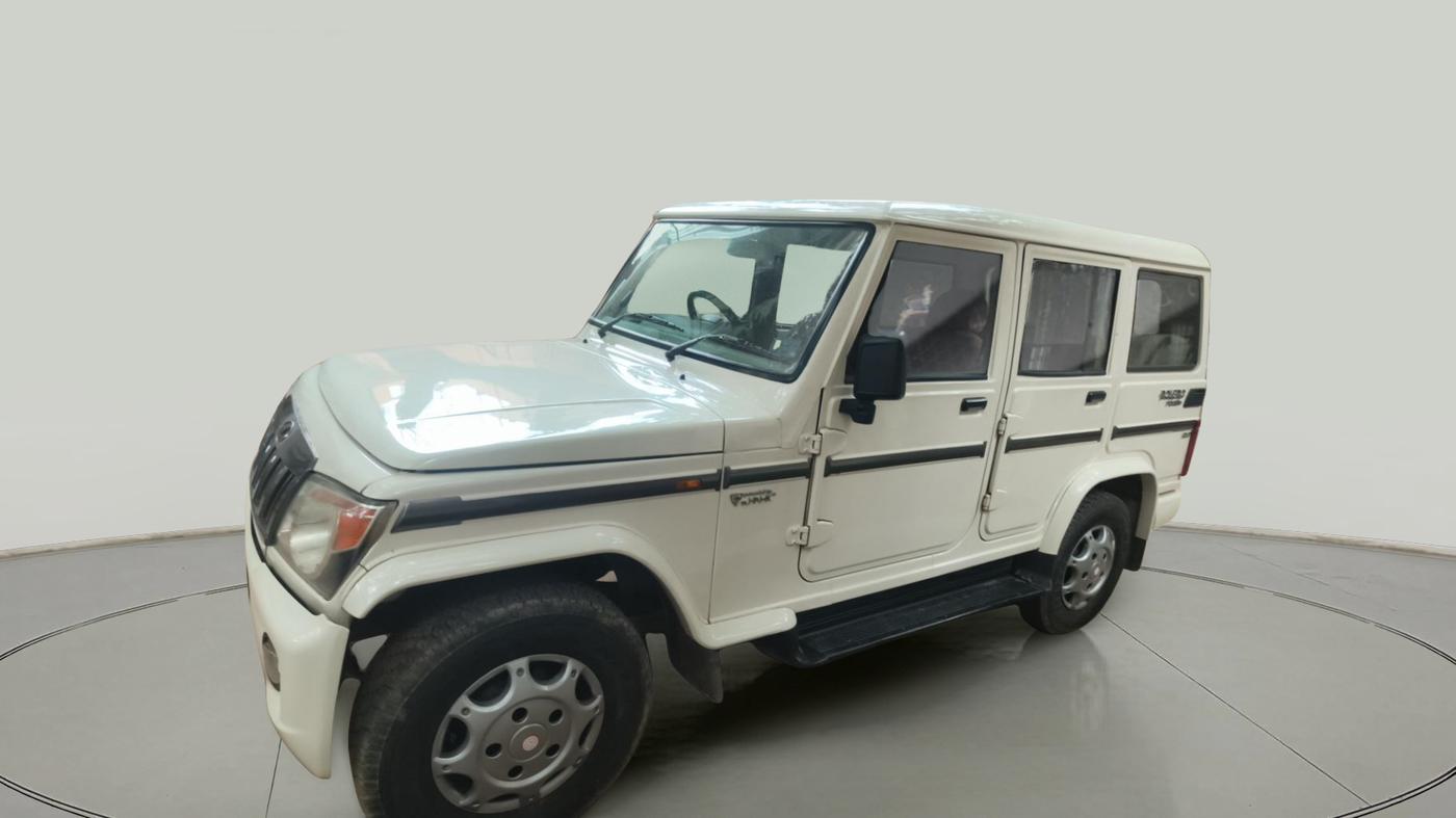 2016 Mahindra Bolero SLE BS IV, Diesel, Manual, 1,17,324 km, exterior