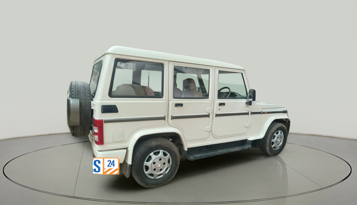 2016 Mahindra Bolero SLE BS IV, Diesel, Manual, 1,17,324 km, exterior