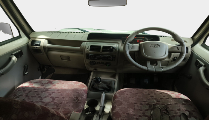 2016 Mahindra Bolero SLE BS IV, Diesel, Manual, 1,17,324 km, interior