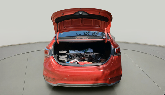 2018 Hyundai Verna 1.6 CRDI SX + AT, Diesel, Automatic, 50,303 km, exterior