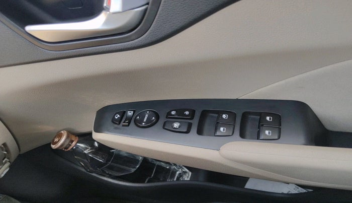 2018 Hyundai Verna 1.6 CRDI SX + AT, Diesel, Automatic, 50,303 km, interior