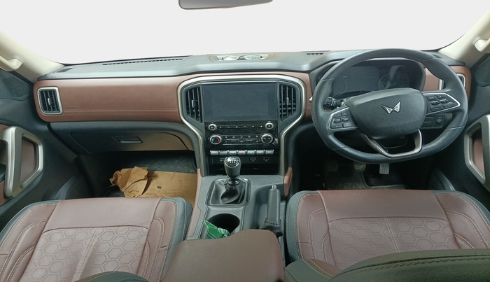 2023 Mahindra SCORPIO-N Z6 DIESEL MT 2WD 7 STR, Diesel, Manual, 21,000 km, interior