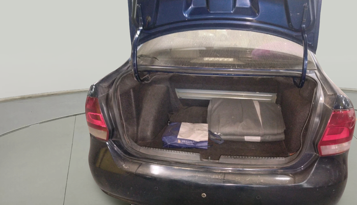 2013 Volkswagen Vento HIGHLINE DIESEL 1.6, Diesel, Manual, 1,10,042 km, exterior