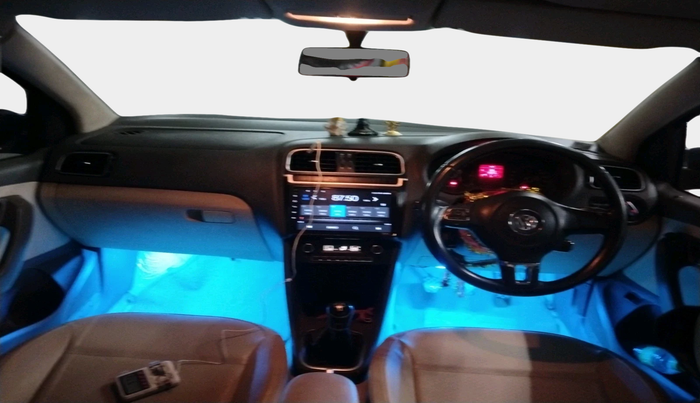 2013 Volkswagen Vento HIGHLINE DIESEL 1.6, Diesel, Manual, 1,10,042 km, interior