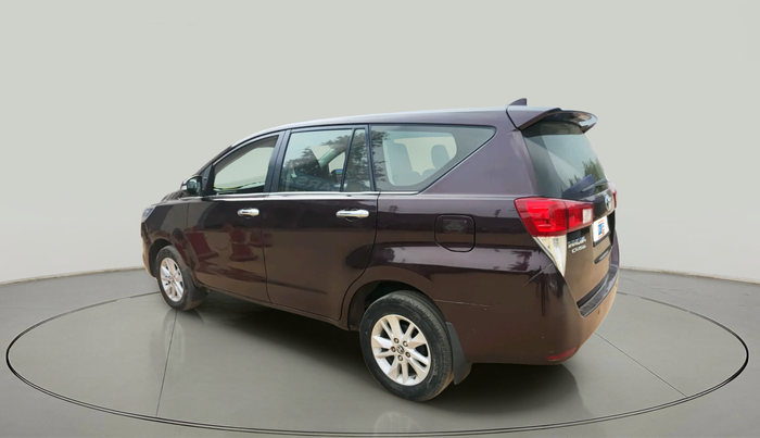 2016 Toyota Innova Crysta 2.4 VX 7 STR, Diesel, Manual, 1,84,562 km, exterior