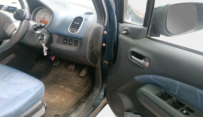 2010 Maruti Ritz ZXI, Petrol, Manual, 31,801 km, interior