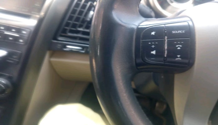 2016 Mahindra XUV500 W10 AT, Diesel, Automatic, 1,67,996 km, interior