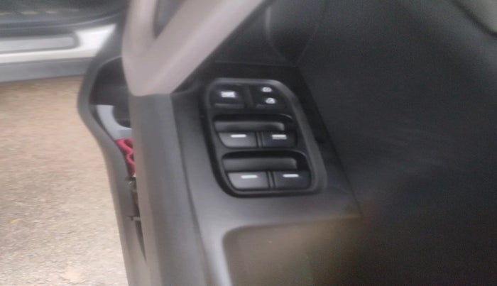 2017 Hyundai Creta SX PLUS 1.6 PETROL, Petrol, Manual, 92,190 km, interior