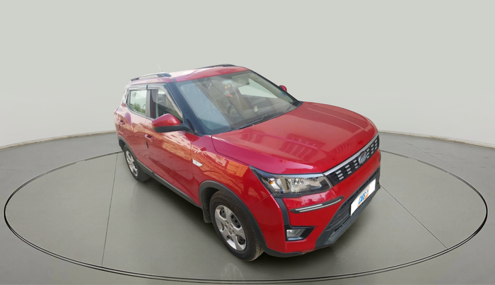 2020 Mahindra XUV300 W6 1.2 PETROL, Petrol, Manual, 68,252 km, exterior