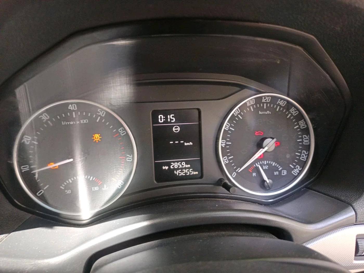 2011 Skoda Laura AMBIENTE 1.8 TSI, Petrol, Manual, 45,255 km, interior