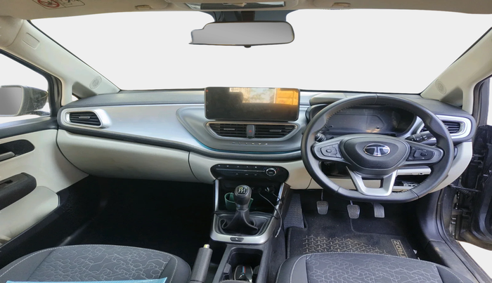 2024 Tata ALTROZ XZ PETROL, Petrol, Manual, 10,848 km, interior