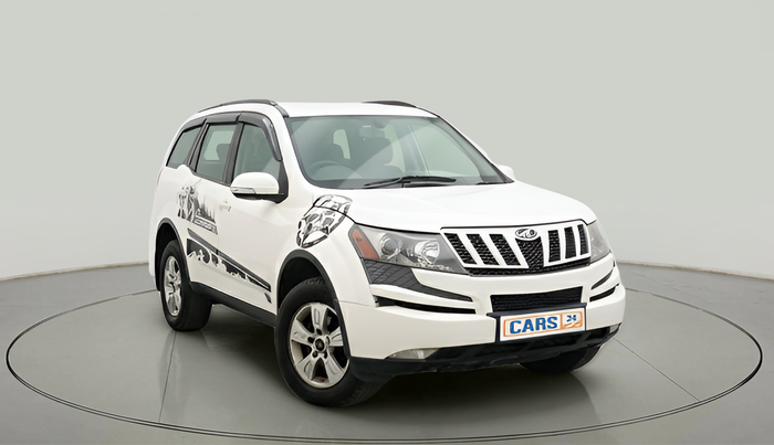 2013 Mahindra XUV500 W8, Diesel, Manual, 20,60,101 km, exterior