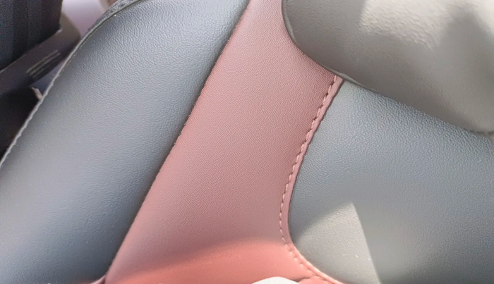 2017 Mahindra TUV300 T8 AMT, Diesel, Automatic, 95,509 km, interior