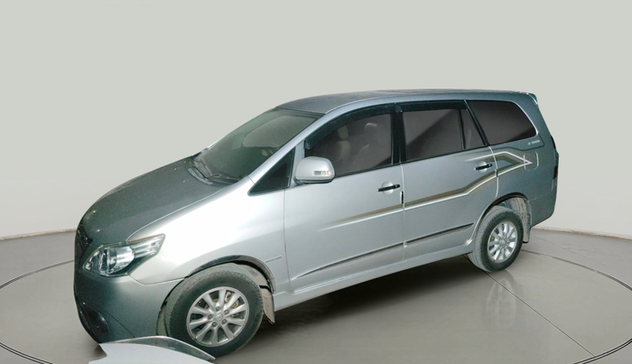 2014 Toyota Innova 2.5 VX 7 STR, Diesel, Manual, 83,978 km, exterior
