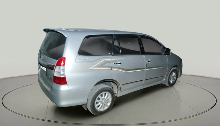 2014 Toyota Innova 2.5 VX 7 STR, Diesel, Manual, 83,978 km, exterior